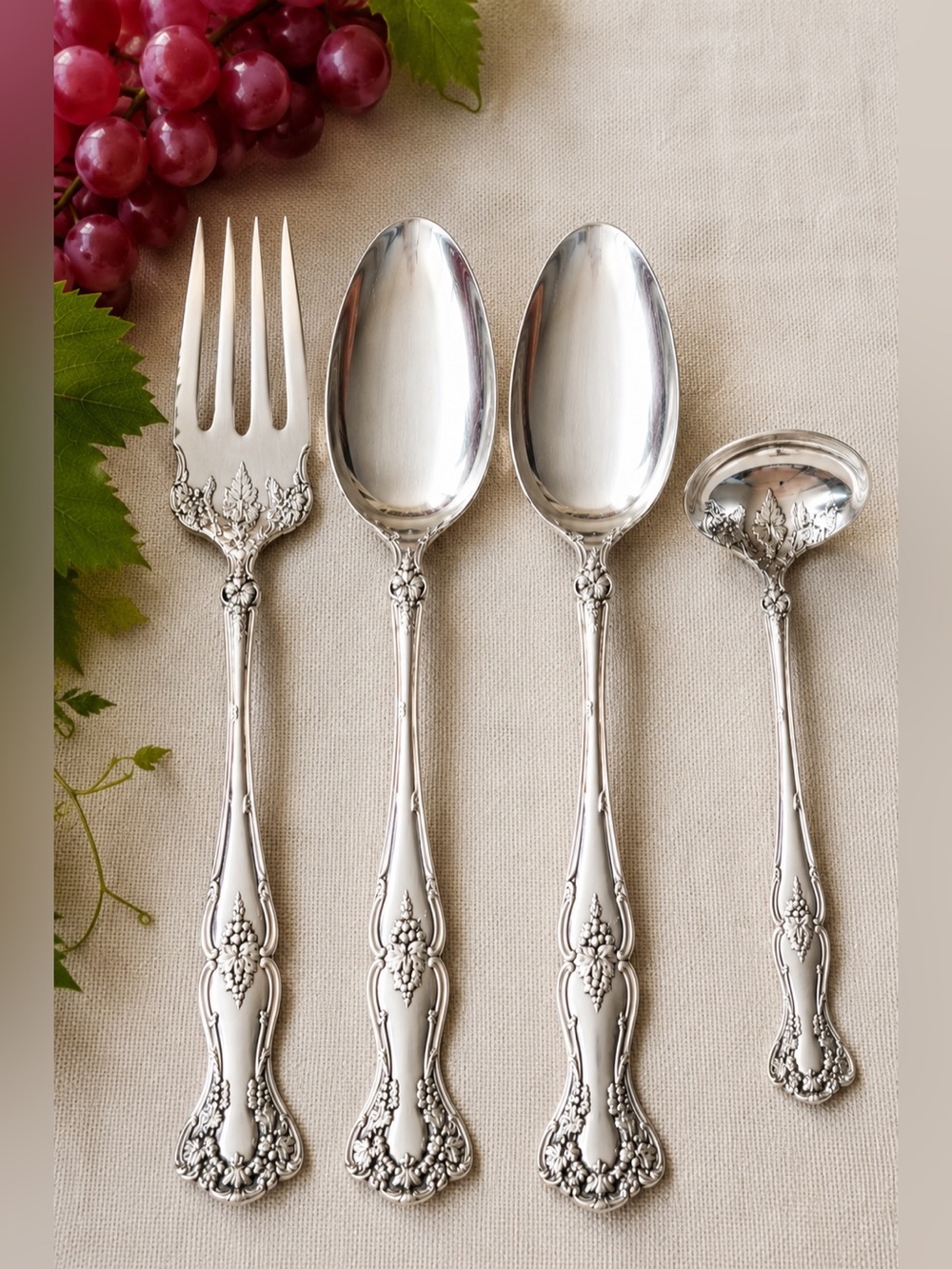 1847 Rogers Bros A1 Silverplate Grape Vine Serving Set 4 Pieces